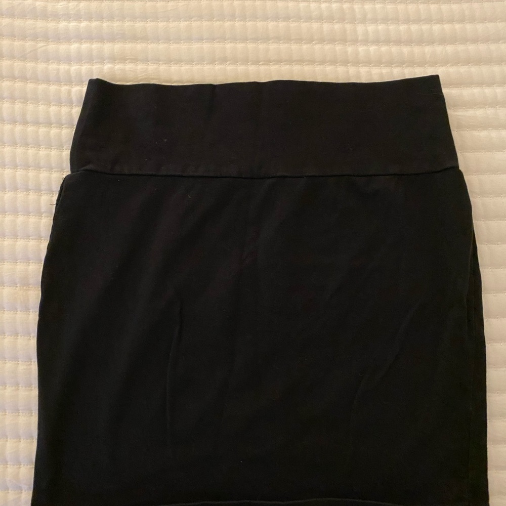 PENCIL SKIRT